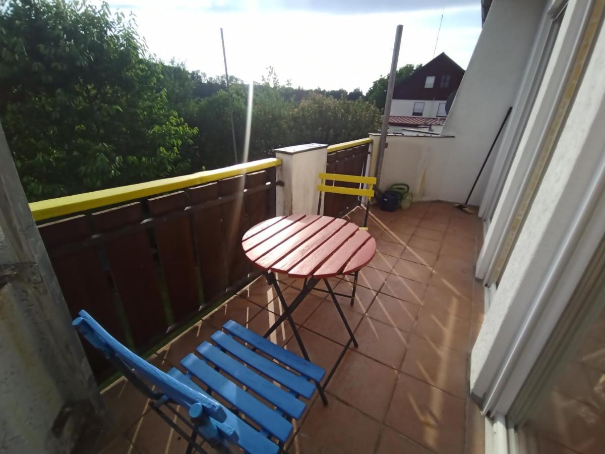 Grosses Zimmer Bad Kueche Wohnzimmer Terasse Garten Zentral Ruhig Landsberg am Lech Exterior photo