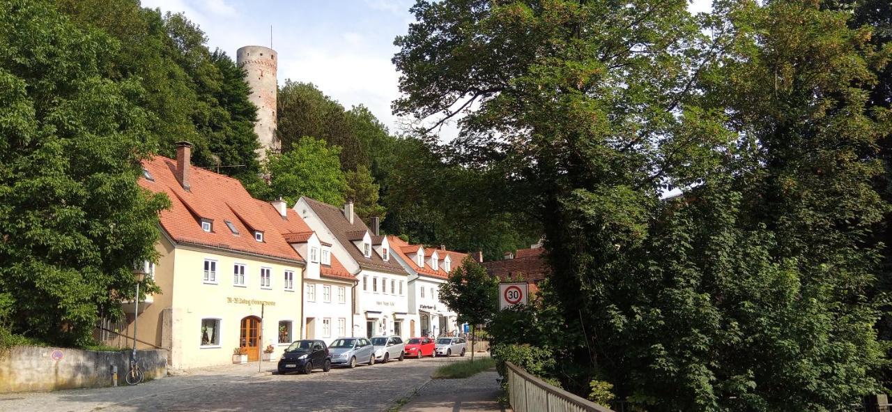 Grosses Zimmer Bad Kueche Wohnzimmer Terasse Garten Zentral Ruhig Landsberg am Lech Exterior photo